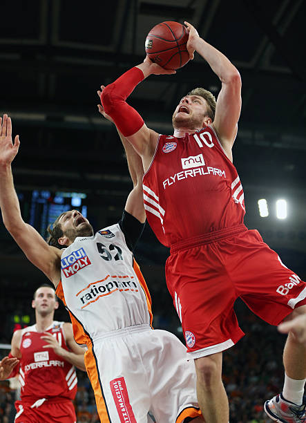 和阵容上承 和阵容上承