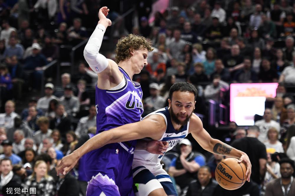 社交媒体上 社交媒体上