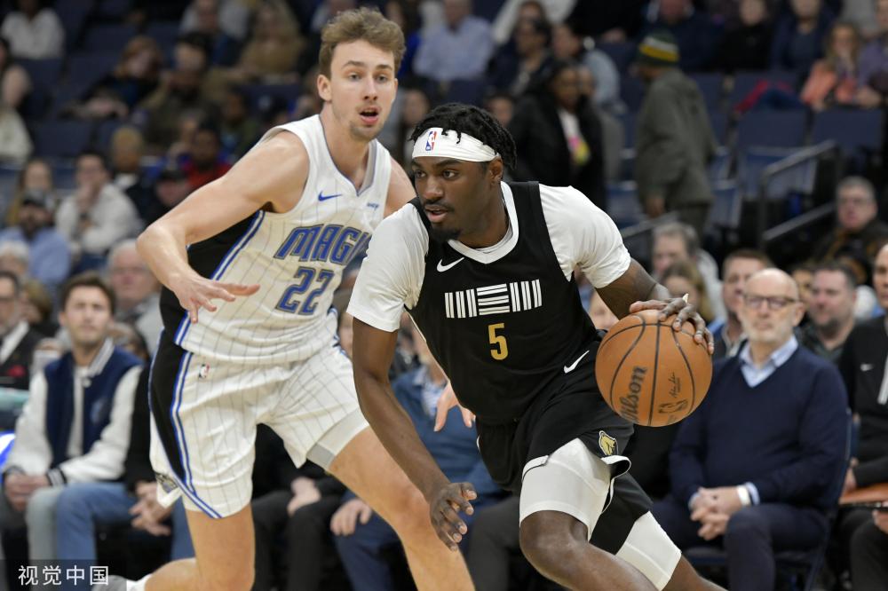 和运动员轻 和运动员轻