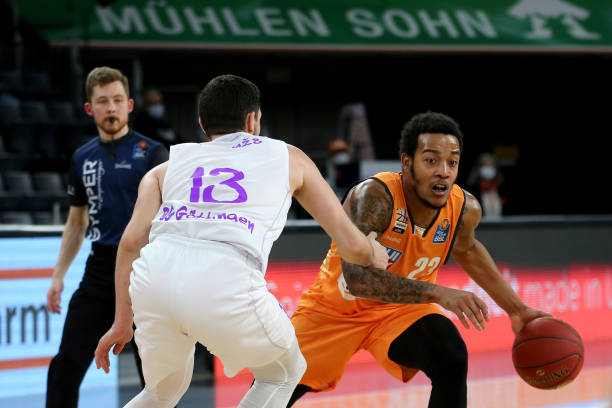 都让他觉得 都让他觉得