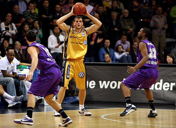 球队必须迅 球队必须迅